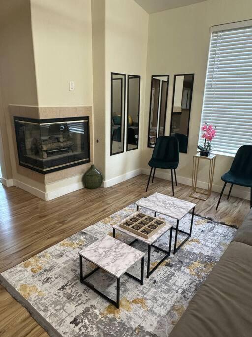 2Br Condo 15 Mins To Downtown Phoenix With Pool & Spa Ngoại thất bức ảnh